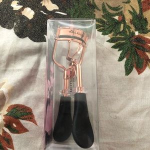 Lilly Lashes Eyelash Curler “Rose Gold”